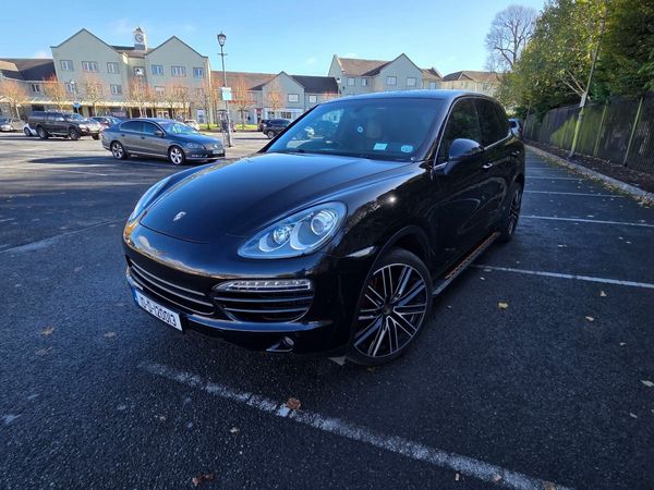 Porsche Cayenne SUV, Diesel, 2010, Black