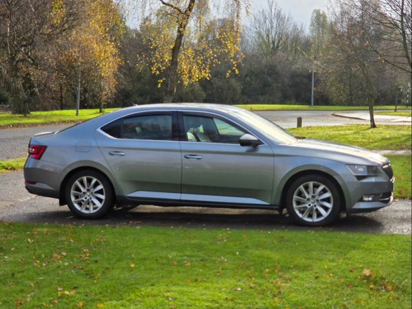 Skoda Superb Saloon, Diesel, 2016, Grey