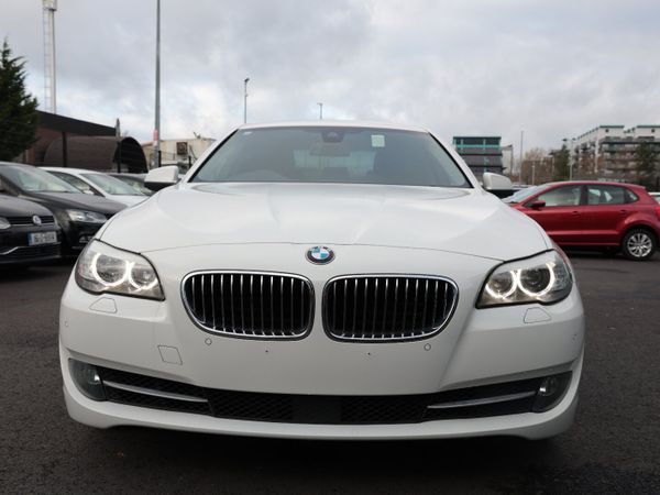 BMW 5-Series Saloon, Petrol, 2012, White
