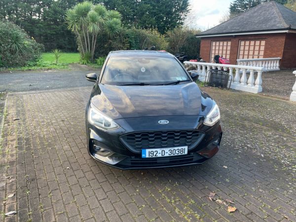 Ford Focus Hatchback, Petrol, 2019, Black