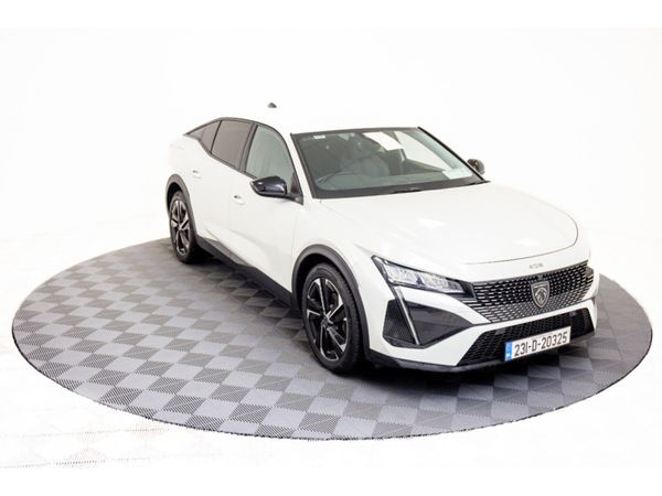 Peugeot 408 Hatchback, Petrol, 2023, White