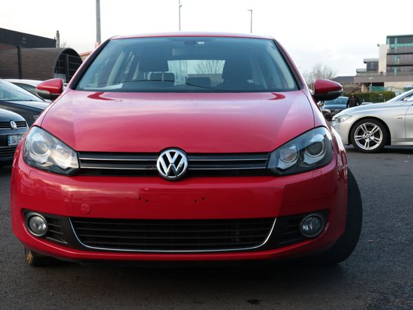 Volkswagen Golf Hatchback, Petrol, 2012, Red