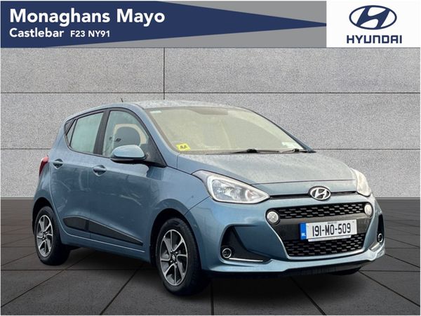 Hyundai i10 Hatchback, Petrol, 2019, Blue