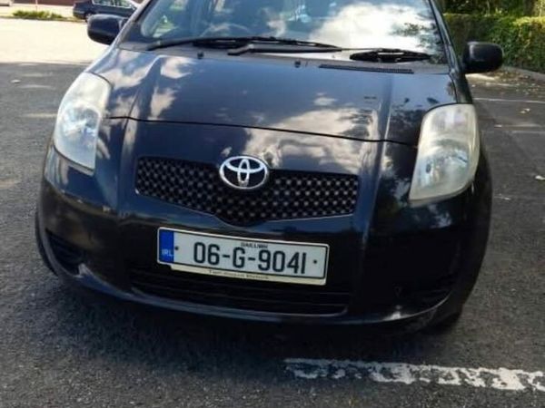 Toyota Yaris Hatchback, Petrol, 2006, Black