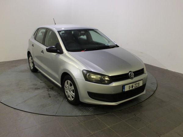 Volkswagen Polo Hatchback, Petrol, 2011, Silver