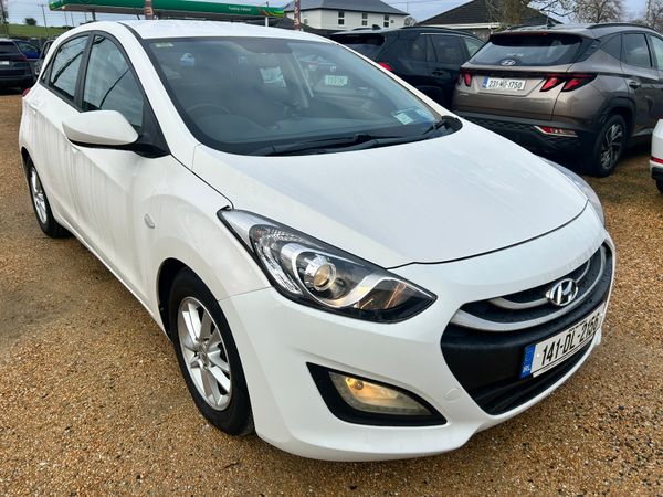 Hyundai i30 Hatchback, Diesel, 2014, White