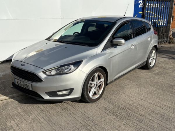 Ford Focus Hatchback, Petrol, 2015, Silver