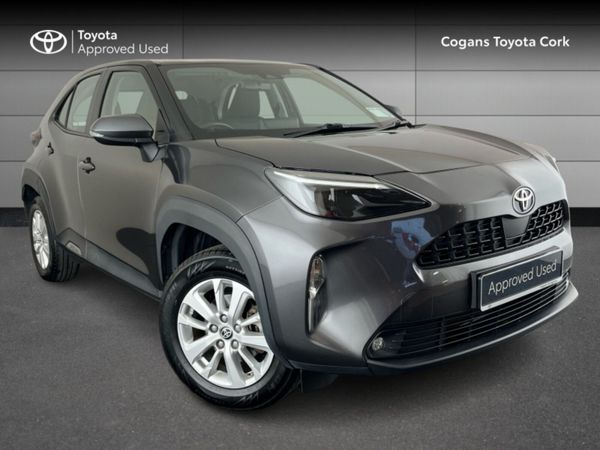Toyota Yaris Cross SUV, Petrol Hybrid, 2023, Grey