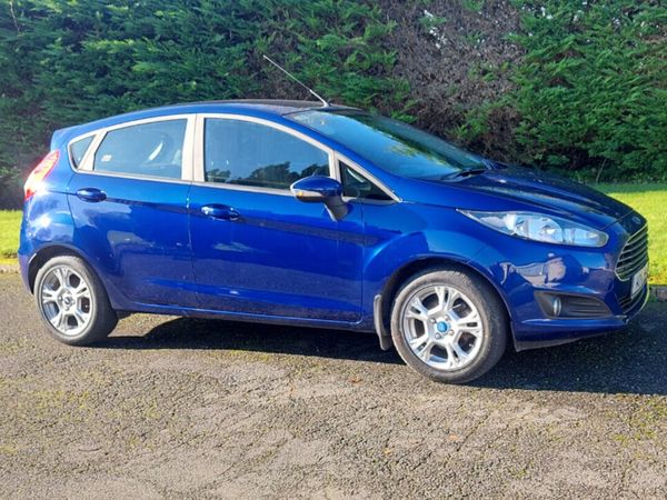 Ford Fiesta Hatchback, Petrol, 2014, Blue