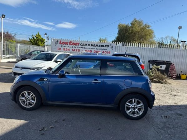 Nissan Micra Hatchback, Petrol, 2014, Blue