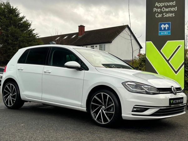 Volkswagen Golf Hatchback, Petrol, 2019, White