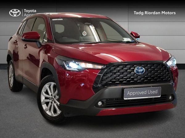 Toyota Corolla Cross Hatchback, Petrol Hybrid, 2023, Red