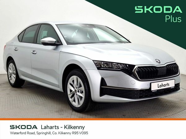Skoda Octavia Saloon, Diesel, 2025, Silver