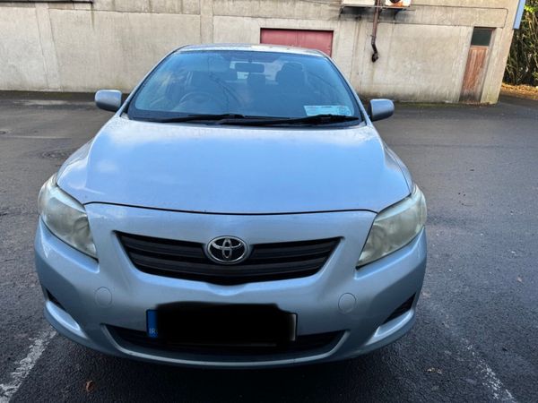 Toyota Corolla Saloon, Petrol, 2010, Blue