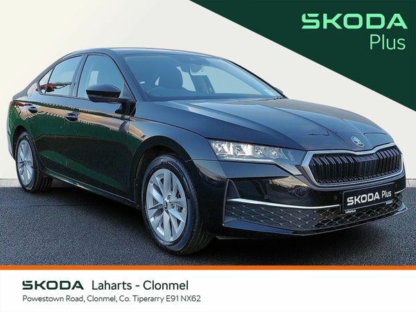 Skoda Octavia Saloon, Diesel, 2025, Black