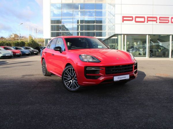 Porsche Cayenne SUV, Petrol Hybrid, 2025, 