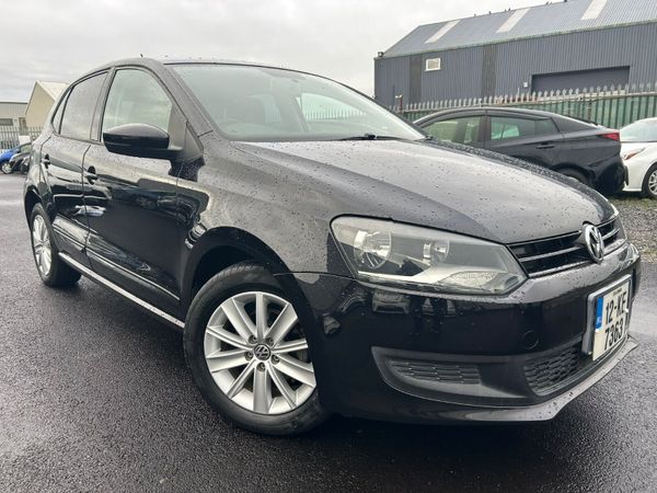 Volkswagen Polo Hatchback, Petrol, 2012, Black