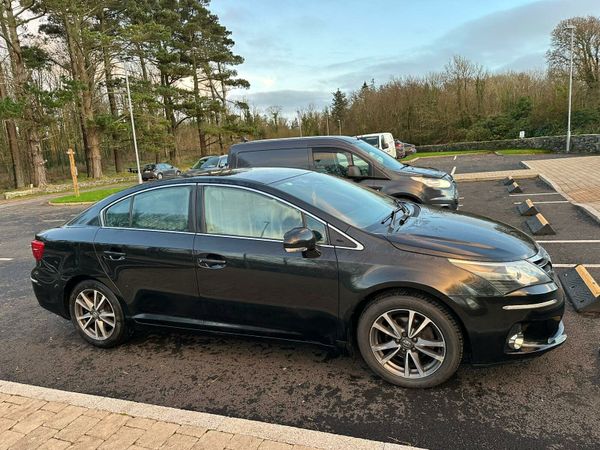 Toyota Avensis Saloon, Diesel, 2013, Black