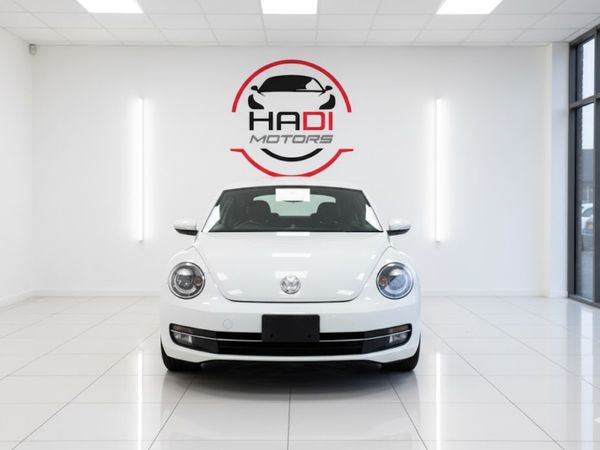 Volkswagen Beetle Hatchback, Petrol, 2014, White