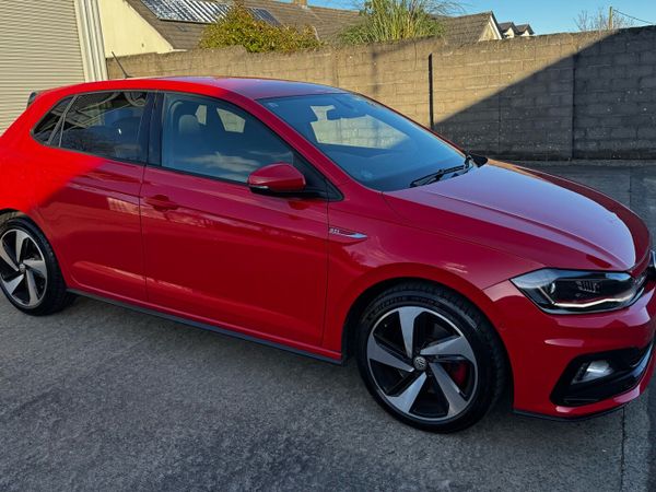 Volkswagen Polo Hatchback, Petrol, 2019, Red