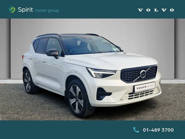 Volvo XC40 SUV, Petrol Plug-in Hybrid, 2022, White