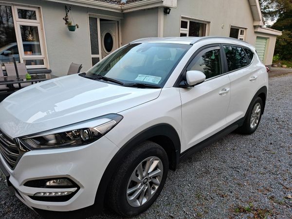 Hyundai Tucson SUV, Diesel, 2016, White