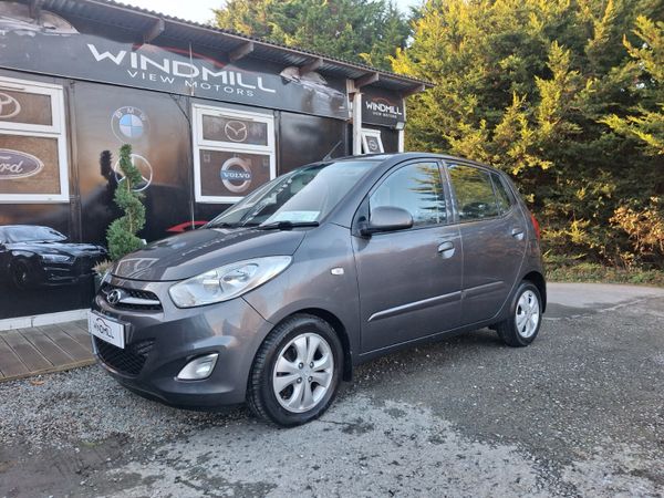 Hyundai i10 Hatchback, Petrol, 2013, Grey