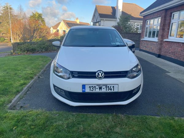 Volkswagen Polo Hatchback, Petrol, 2013, White