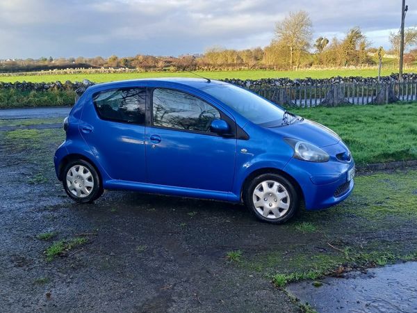 Toyota Aygo Hatchback, Petrol, 2011, Blue