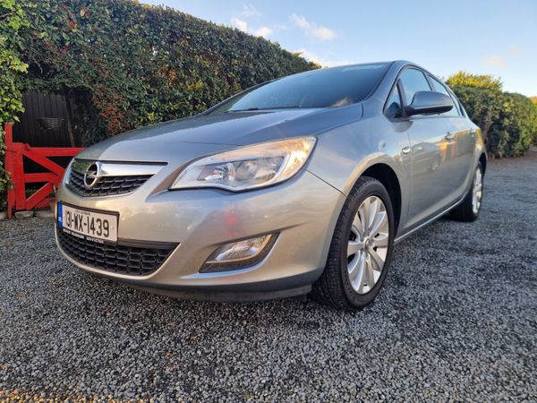 Opel Astra MPV, Diesel, 2013, Silver