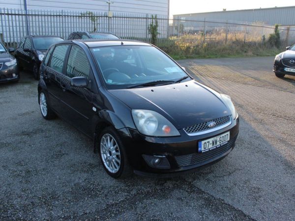 Ford Fiesta Hatchback, Petrol, 2007, Black