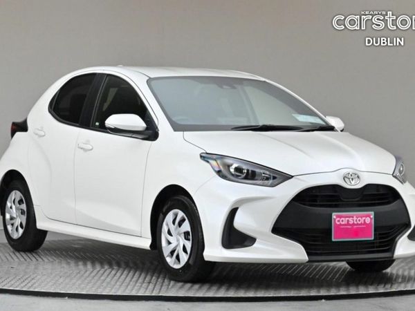 Toyota Yaris Hatchback, Petrol, 2023, White
