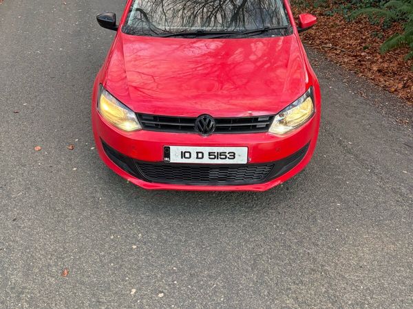 Volkswagen Polo Hatchback, Petrol, 2010, Red