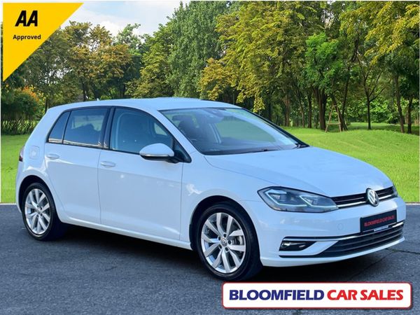 Volkswagen Golf Hatchback, Petrol, 2017, White