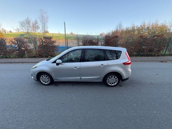 Renault Grand Scenic MPV, Diesel, 2010, Silver
