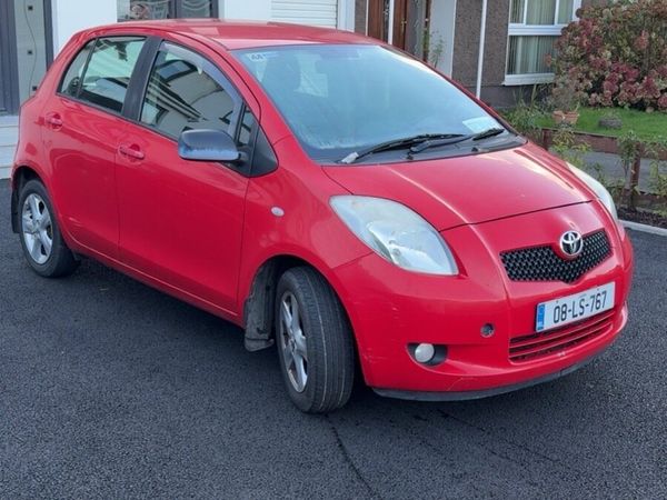 Toyota Yaris Hatchback, Petrol, 2008, Red