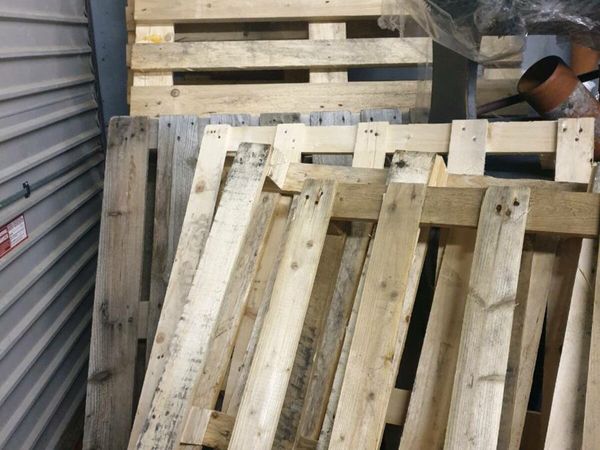 Pallets for sale in Co. Donegal for €30 on DoneDeal