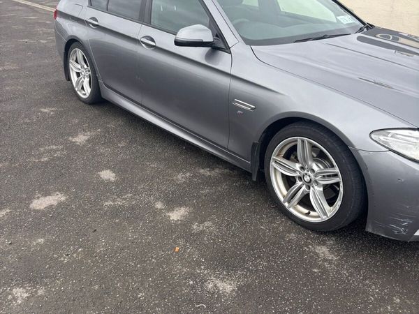 BMW 5-Series Saloon, Diesel, 2014, Grey