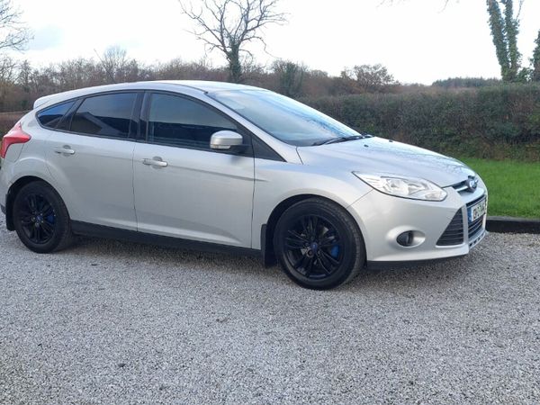 Ford Focus Hatchback, Diesel, 2013, Silver