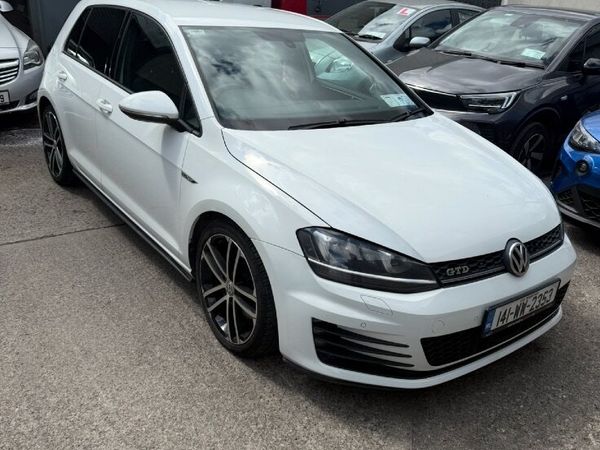 Volkswagen Golf Hatchback, Diesel, 2014, White