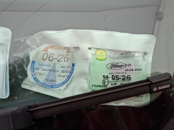 Ford Fiesta Hatchback, Petrol, 2011, Silver