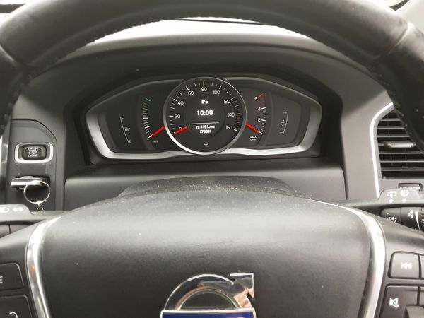 Volvo XC60 SUV, Diesel, 2015, Silver