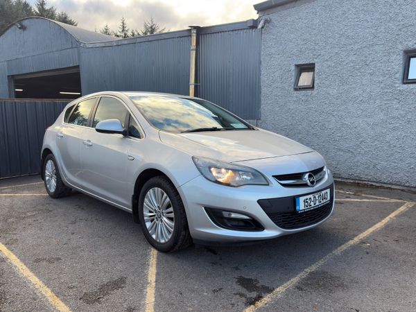 Opel Astra Hatchback, Diesel, 2015, Silver