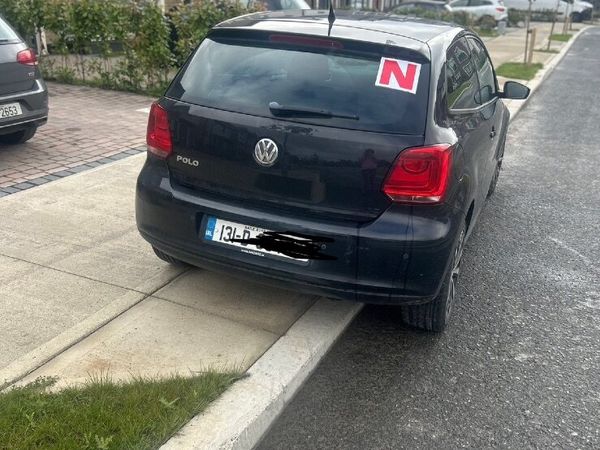 Volkswagen Polo Hatchback, Petrol, 2013, Black