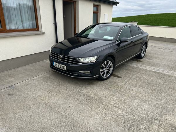 Volkswagen Passat Saloon, Diesel, 2021, Grey