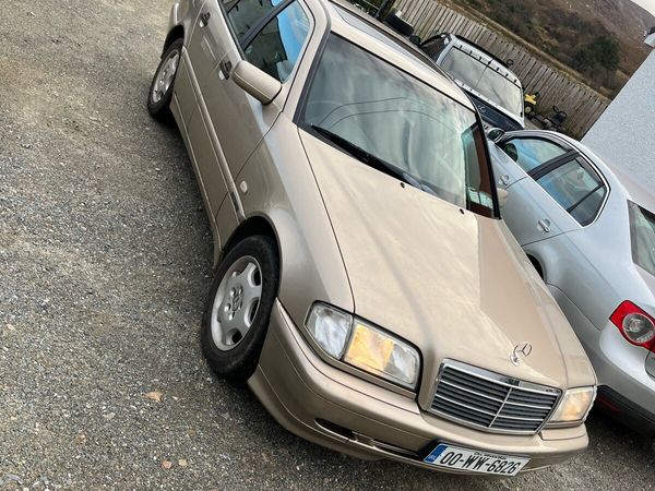 Mercedes-Benz C-Class Saloon, Petrol, 2000, Beige