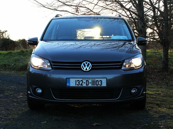 Volkswagen Touran MPV, Diesel, 2013, Grey