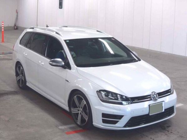 Volkswagen Golf Estate, Petrol, 2016, White