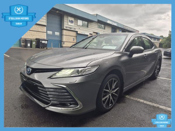 Toyota Camry Saloon, Petrol Hybrid, 2020, Grey