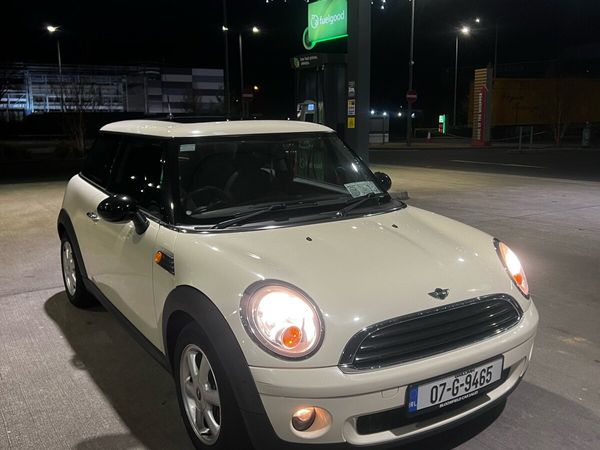 Mini One Hatchback, Petrol, 2007, White